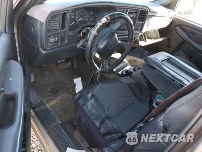 Zdjęcie 8 z 12 samochodu: 2002 CHEVROLET SILVERADO C1500 VIN:2GCEC19W921165532 - miniatura