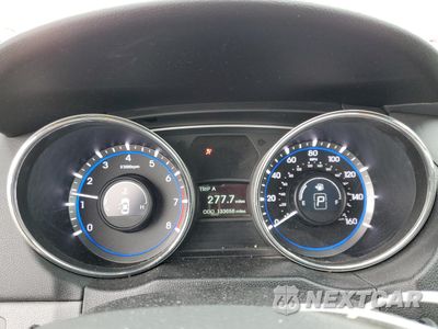 Zdjęcie 9 z 12 samochodu: 2013 HYUNDAI SONATA SE VIN:5NPEC4AB0DH756098 - miniatura