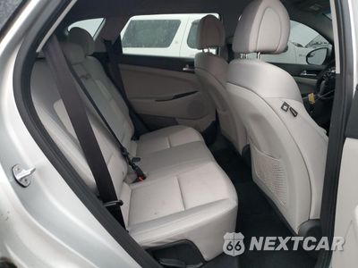 Zdjęcie 10 z 12 samochodu: 2018 HYUNDAI TUCSON SE VIN:KM8J2CA42JU764293 - miniatura