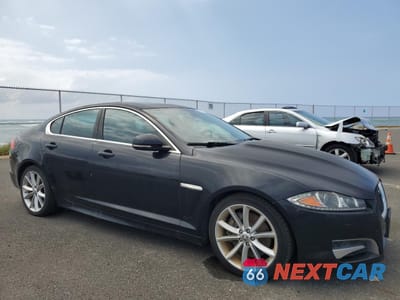 Czwarte zdjęcie samochodu z boku: 2012 JAGUAR XF PORTFOLIO VIN:SAJWA0HB6CLS34306 - miniatura