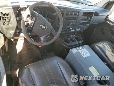 Zdjęcie 8 z 13 samochodu: 2013 CHEVROLET EXPRESS G2500 VIN:1GCWGFCA7D1142973 - miniatura