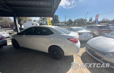 Trzecie zdjęcie samochodu z tyłu: 2017 TOYOTA COROLLA L VIN:2T1BURHE0HC749223 - miniatura