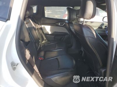 Zdjęcie 11 z 13 samochodu: 2023 JEEP COMPASS LATITUDE VIN:3C4NJDBN9PT550393 - miniatura