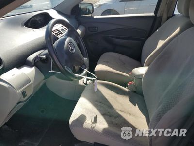 Zdjęcie 7 z 13 samochodu: 2007 TOYOTA YARIS VIN:JTDBT923371135053 - miniatura