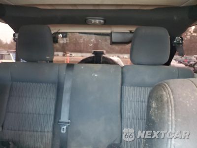 Zdjęcie 10 z 13 samochodu: 2012 JEEP WRANGLER UNLIMITED SPORT VIN:1C4HJWDG6CL246435 - miniatura