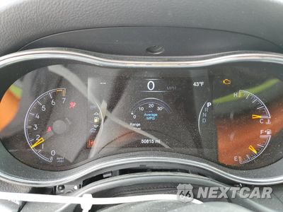 Zdjęcie 9 z 15 samochodu: 2022 JEEP GRAND CHEROKEE LAREDO E VIN:1C4RJFAGXNC141795 - miniatura