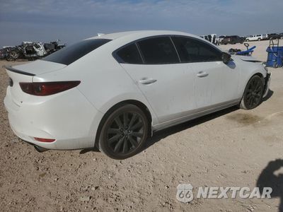 Trzecie zdjęcie samochodu z tyłu: 2024 MAZDA 3 PREMIUM PLUS VIN:3MZBPBEY3RM407459 - miniatura