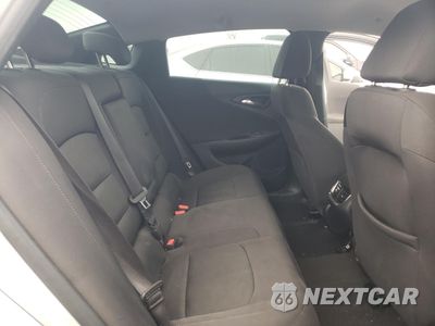 Zdjęcie 10 z 14 samochodu: 2017 CHEVROLET MALIBU LT VIN:1G1ZE5ST2HF227270 - miniatura