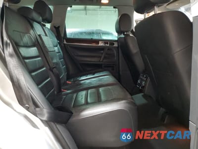Zdjęcie 11 z 15 samochodu: 2008 VOLKSWAGEN TOUAREG 2 V8 VIN:WVGCB77LX8D049061 - miniatura