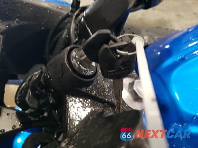 Zdjęcie 8 z 10 samochodu: 2017 KAWASAKI EX300 A VIN:JKAEX8A17HDA30959 - miniatura