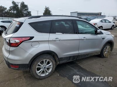 Trzecie zdjęcie samochodu z tyłu: 2017 FORD ESCAPE SE VIN:1FMCU9GDXHUC63823 - miniatura