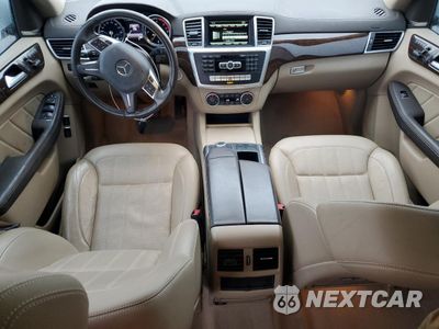 Zdjęcie 8 z 16 samochodu: 2016 MERCEDES-BENZ GL 350 BLUETEC VIN:4JGDF2EE0GA684001 - miniatura