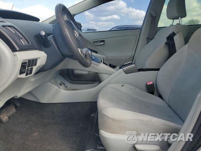 Zdjęcie 7 z 13 samochodu: 2013 TOYOTA PRIUS VIN:JTDKN3DU8D5638725 - miniatura