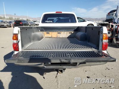 Zdjęcie 6 z 12 samochodu: 2001 TOYOTA TACOMA XTRACAB VIN:5TEVL52N51Z811815 - miniatura