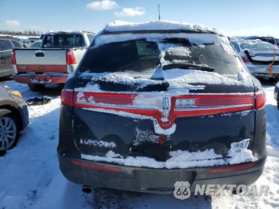 Zdjęcie 6 z 14 samochodu: 2016 LINCOLN MKT VIN:2LMHJ5NK5GBL01556 - miniatura