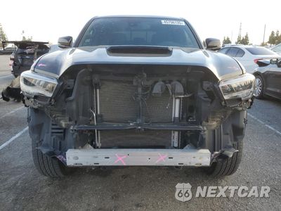 Piąte zdjęcie samochodu w środku: 2023 TOYOTA TACOMA DOUBLE CAB VIN:3TMAZ5CN6PM203688 - miniatura