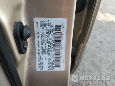 Zdjęcie 15 z 15 samochodu: 2000 LEXUS LX 470 VIN:JT6HT00W5Y0109104 - miniatura