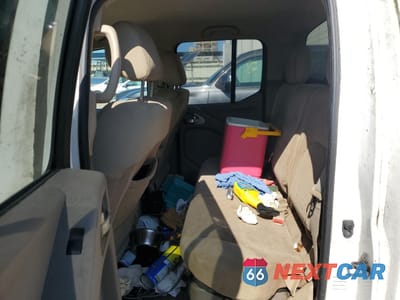 Zdjęcie 10 z 12 samochodu: 2008 NISSAN FRONTIER CREW CAB LE VIN:1N6AD09UX8C409032 - miniatura