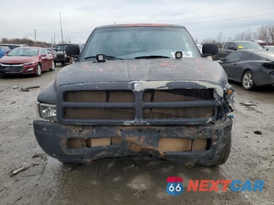 Piąte zdjęcie samochodu w środku: 1998 DODGE RAM 1500 VIN:3B7HC13Y3WG230461 - miniatura