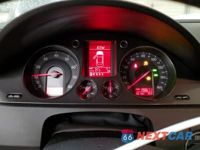 Zdjęcie 9 z 12 samochodu: 2007 VOLKSWAGEN PASSAT 2.0T VIN:WVWAK73C07P129712 - miniatura
