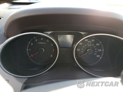 Zdjęcie 9 z 13 samochodu: 2010 HYUNDAI TUCSON GLS VIN:KM8JT3AC4AU085419 - miniatura