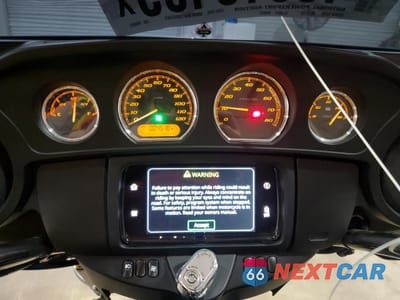 Zdjęcie 7 z 10 samochodu: 2021 HARLEY-DAVIDSON FLHTCUTG VIN:1HD1MAF17MB854653 - miniatura