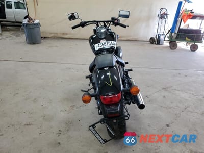 Czwarte zdjęcie samochodu z boku: 2015 HONDA VT750 C2B VIN:JH2RC5378FK501842 - miniatura