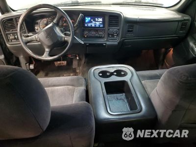Zdjęcie 8 z 12 samochodu: 2001 CHEVROLET SILVERADO K2500 HEAVY DUTY VIN:1GCHK29G71E278259 - miniatura