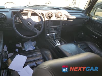 Zdjęcie 8 z 13 samochodu: 2005 HUMMER H2 VIN:5GRGN23U45H178439 - miniatura