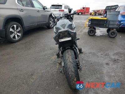 Czwarte zdjęcie samochodu z boku: 2018 KAWASAKI EX650 J VIN:JKAEXEJ16JDA02803 - miniatura