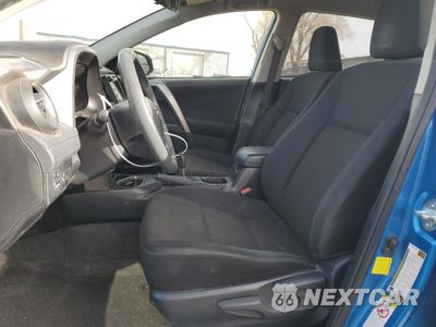 Zdjęcie 7 z 14 samochodu: 2018 TOYOTA RAV4 LE VIN:JTMZFREV4JJ168430 - miniatura