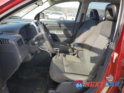 Zdjęcie 7 z 14 samochodu: 2008 JEEP COMPASS SPORT VIN:1J8FT47W58D628622 - miniatura