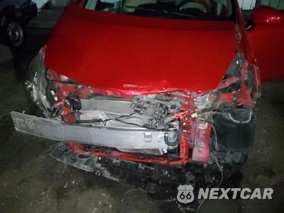 Zdjęcie 12 z 13 samochodu: 2014 TOYOTA PRIUS V VIN:JTDZN3EUGE3292906 - miniatura