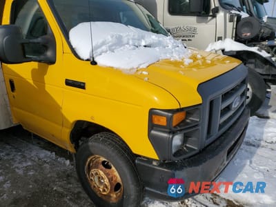 Zdjęcie 9 z 10 samochodu: 2016 FORD ECONOLINE E350 SUPER DUTY CUTAWAY VAN VIN:1FDWE3FS0GDC37771 - miniatura