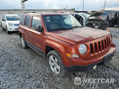Czwarte zdjęcie samochodu z boku: 2012 JEEP PATRIOT LATITUDE VIN:1C4NJPFAXCD602123 - miniatura