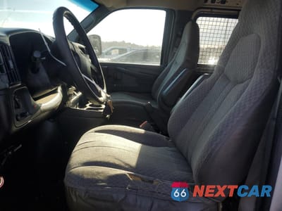 Zdjęcie 7 z 15 samochodu: 2007 GMC SAVANA G2500 VIN:1GTGG25V671181975 - miniatura