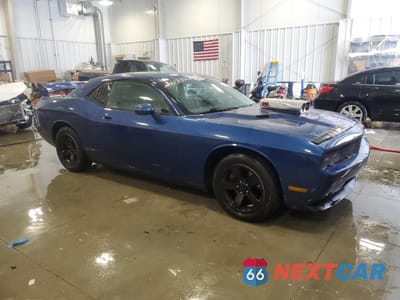 Czwarte zdjęcie samochodu z boku: 2010 DODGE CHALLENGER SE VIN:2B3CJ4DVXAH229792 - miniatura