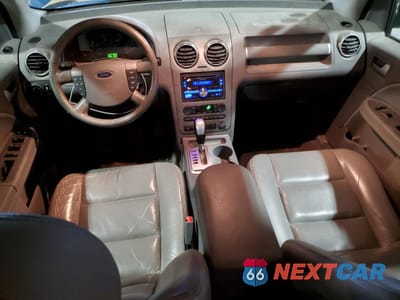 Zdjęcie 8 z 13 samochodu: 2006 FORD FREESTYLE SEL VIN:1FMDK02136GA29425 - miniatura