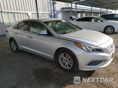 Czwarte zdjęcie samochodu z boku: 2015 HYUNDAI SONATA SE VIN:5NPE24AF9FH229119 - miniatura