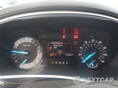 Zdjęcie 9 z 12 samochodu: 2014 FORD FUSION SE VIN:1FA6P0HD7E5363120 - miniatura