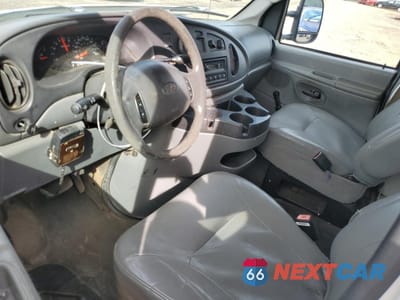 Zdjęcie 8 z 12 samochodu: 2007 FORD ECONOLINE E350 SUPER DUTY CUTAWAY VAN VIN:1FDSE35LX7DA29356 - miniatura