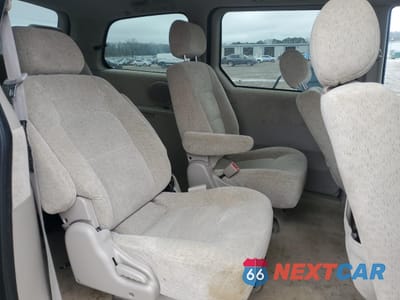 Zdjęcie 11 z 15 samochodu: 2005 KIA SEDONA EX VIN:KNDUP132256734210 - miniatura