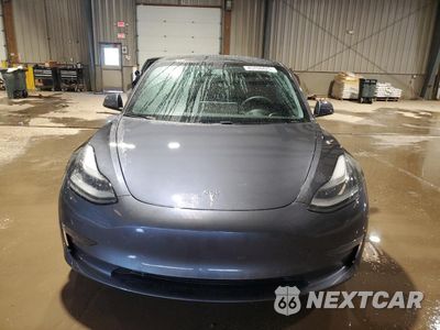 Piąte zdjęcie samochodu w środku: 2021 TESLA MODEL 3 VIN:5YJ3E1EB3MF014819 - miniatura