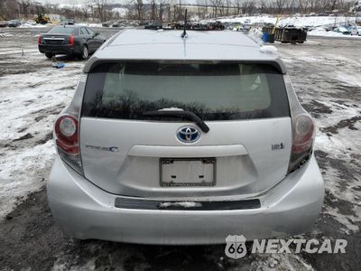 Zdjęcie 6 z 13 samochodu: 2013 TOYOTA PRIUS C VIN:JTDKDTB32D1549687 - miniatura