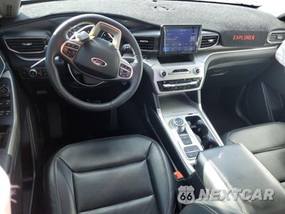 Zdjęcie 8 z 16 samochodu: 2021 FORD EXPLORER XLT VIN:1FMSK7DH3MGC39756 - miniatura