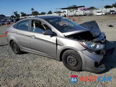 Czwarte zdjęcie samochodu z boku: 2013 HYUNDAI ACCENT GLS VIN:KMHCT4AE8DU312521 - miniatura