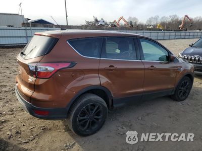 Trzecie zdjęcie samochodu z tyłu: 2017 FORD ESCAPE SE VIN:1FMCU9GD6HUA51386 - miniatura