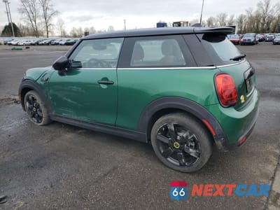 Drugie zdjęcie samochodu z przodu: 2023 MINI COOPER SE VIN:WMW13DJ02P2T05559 - miniatura
