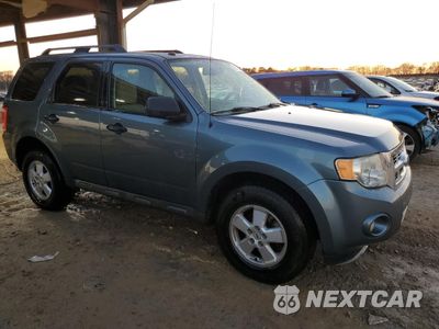 Czwarte zdjęcie samochodu z boku: 2010 FORD ESCAPE XLT VIN:1FMCU0D73AKC64873 - miniatura