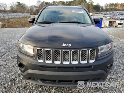 Piąte zdjęcie samochodu w środku: 2017 JEEP COMPASS LATITUDE VIN:1C4NJCEAXHD212835 - miniatura